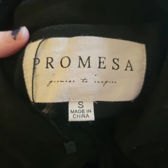 Promesa Celestial Star Moto Jacket Black size Small NWOT - Picture 2 of 2